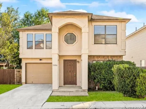5006 Kenton Trce