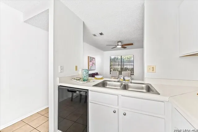 5006 Kenton Trce San Antonio, TX 78240