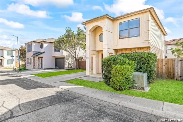 5006 Kenton Trce San Antonio, TX 78240