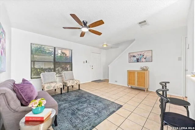 5006 Kenton Trce San Antonio, TX 78240