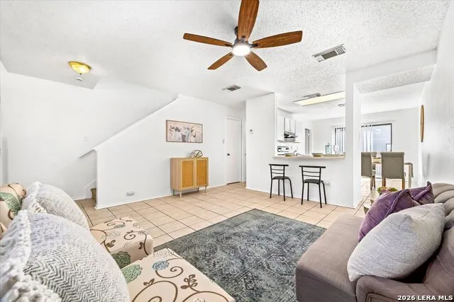 5006 Kenton Trce San Antonio, TX 78240