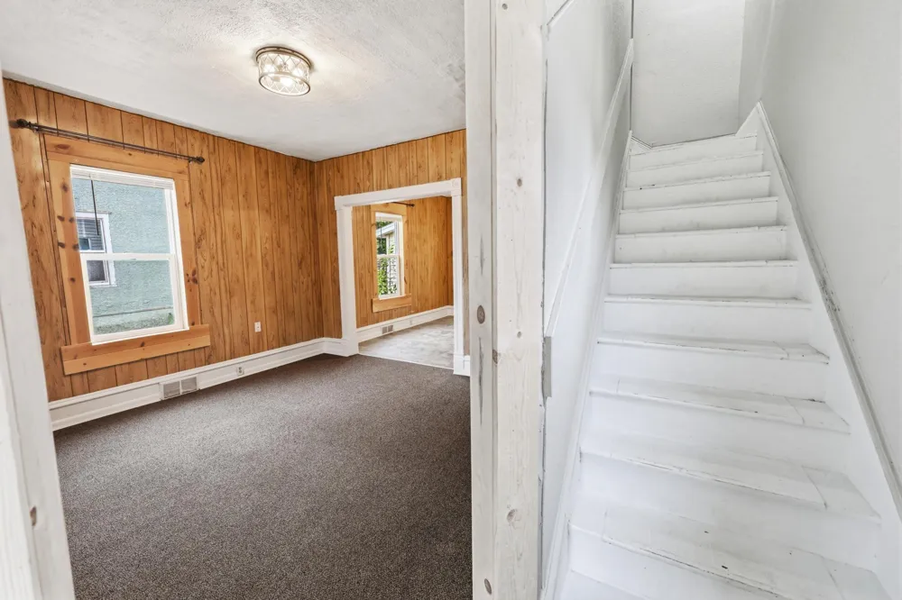 413 4th Street NE Little Falls, MN 56345