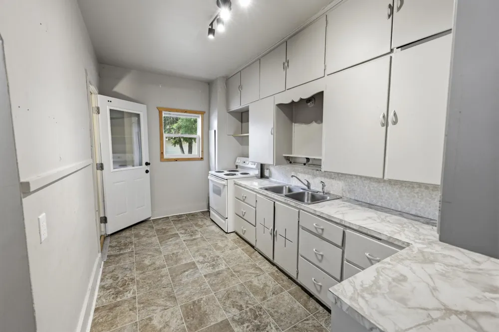 413 4th Street NE Little Falls, MN 56345