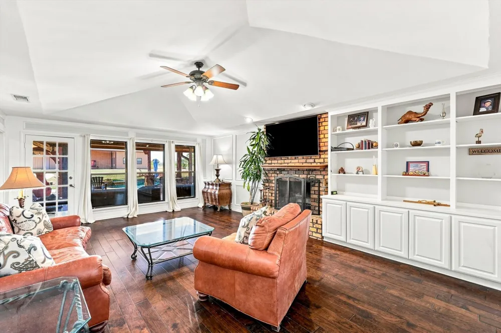 11513 Ridgeview Circle Fort Worth, TX 76244