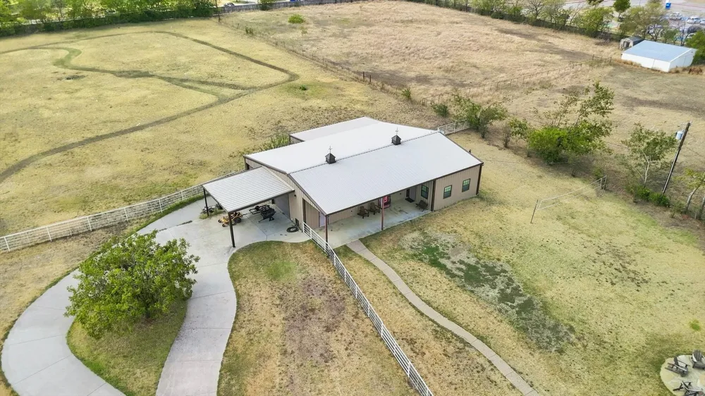 11513 Ridgeview Circle Fort Worth, TX 76244