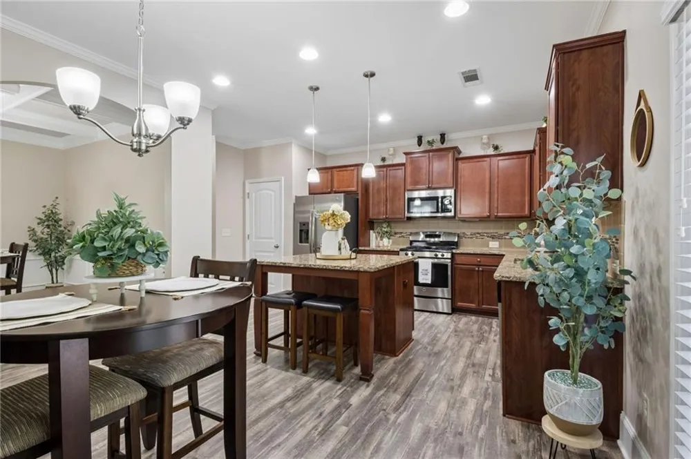 6872 Outrigger Court Flowery Branch, GA 30542