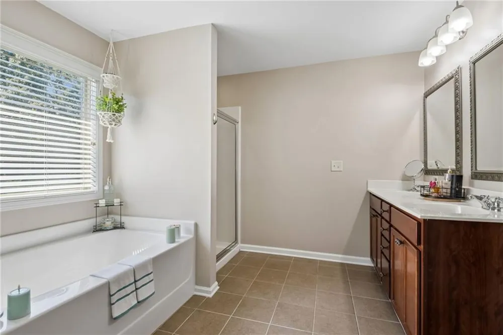 6872 Outrigger Court Flowery Branch, GA 30542