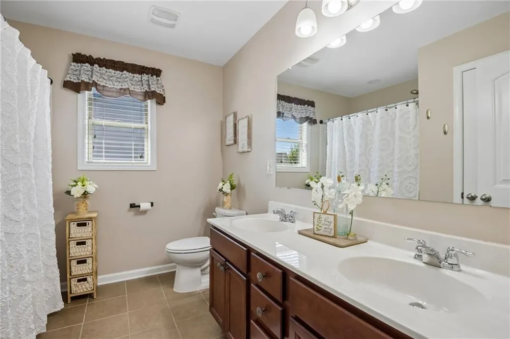 6872 Outrigger Court Flowery Branch, GA 30542