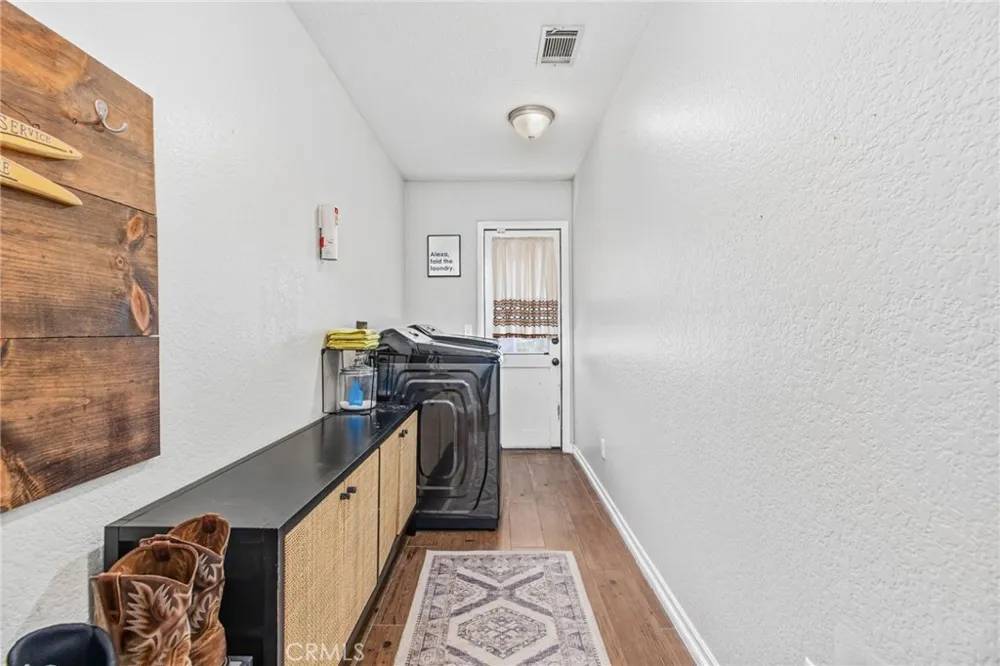 8015 Gopher Gulch Road Riverside, CA 92506