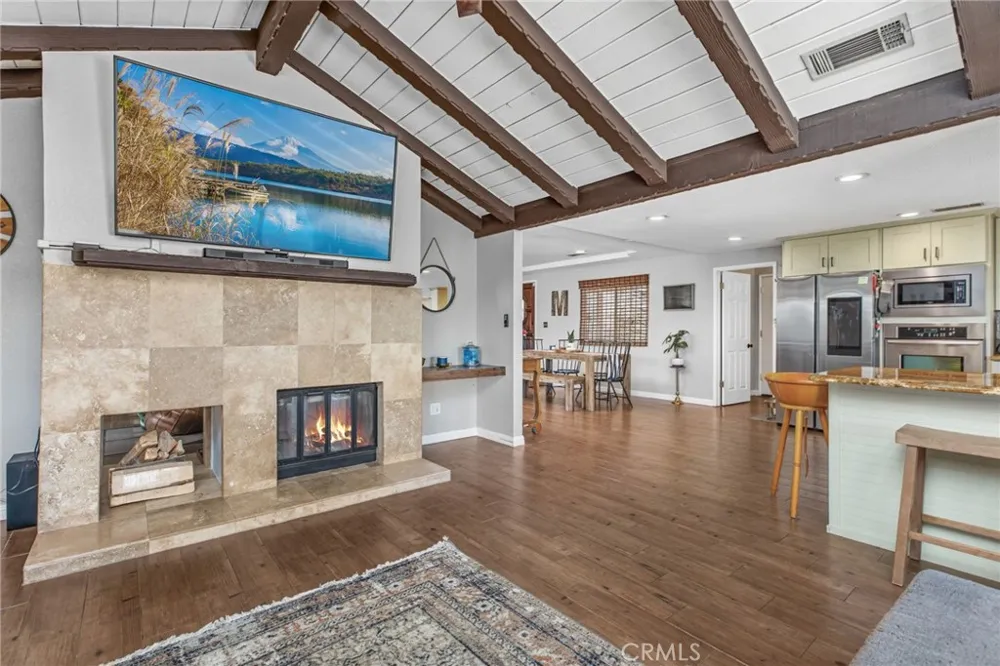 8015 Gopher Gulch Road Riverside, CA 92506