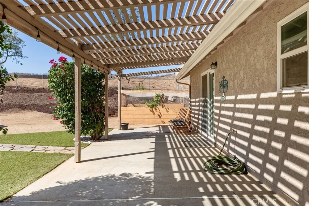 8015 Gopher Gulch Road Riverside, CA 92506