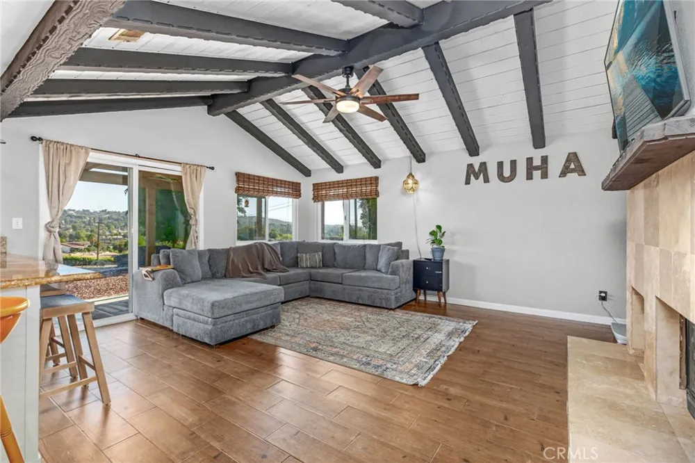 8015 Gopher Gulch Road Riverside, CA 92506