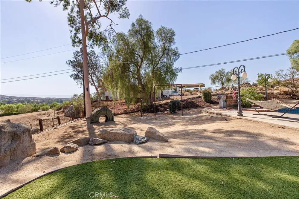 8015 Gopher Gulch Road Riverside, CA 92506
