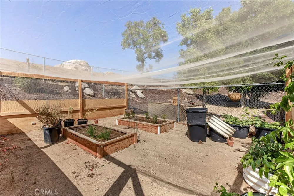 8015 Gopher Gulch Road Riverside, CA 92506