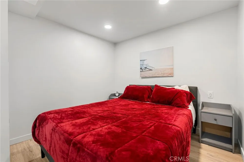 5920 E Ocean Blvd Long Beach, CA 90803