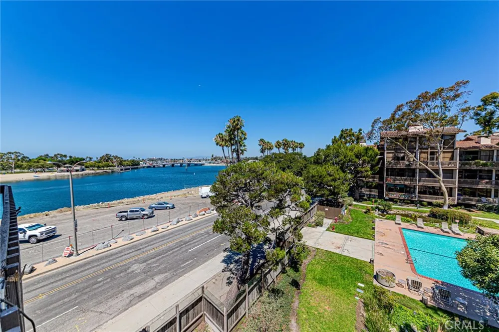 6315 MARINA PACIFICA DRIVE S Long Beach, CA 90803