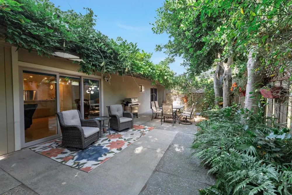 201 Hacienda Carmel Carmel, CA 93923