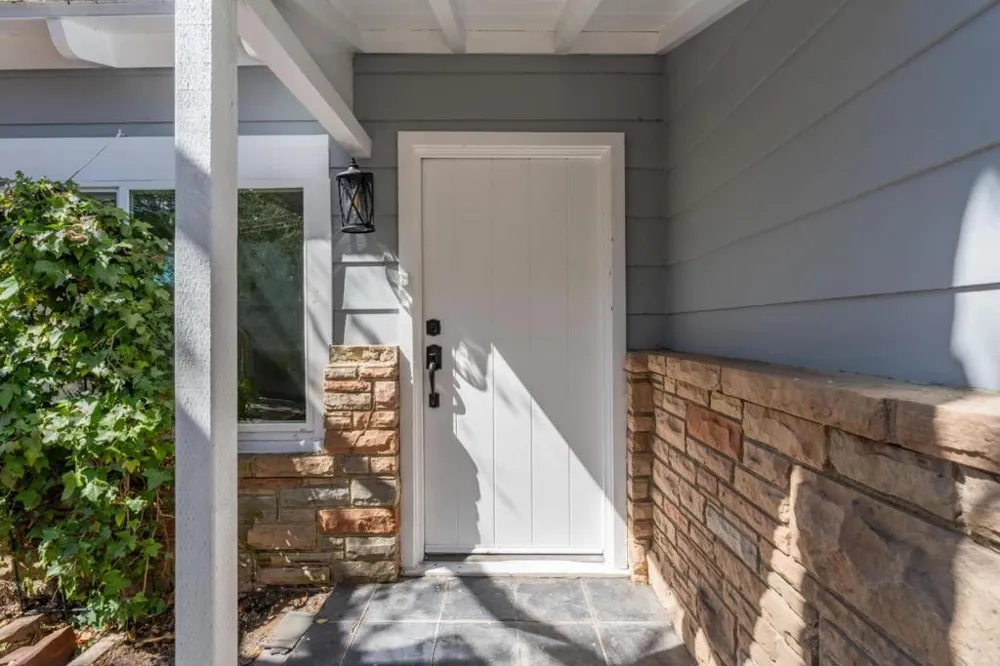 3111 Serra Avenue Carmel, CA 93923