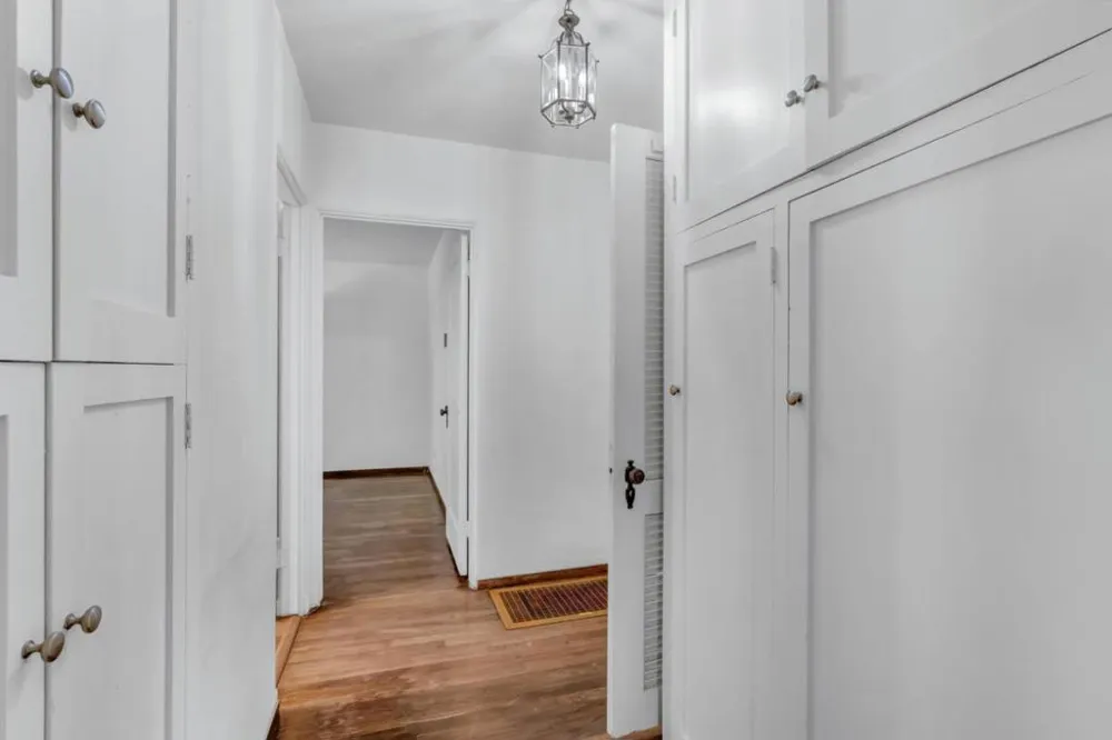3111 Serra Avenue Carmel, CA 93923