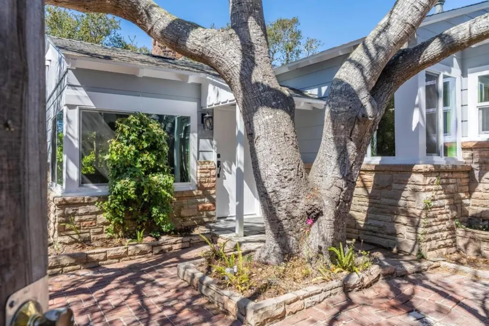 3111 Serra Avenue Carmel, CA 93923