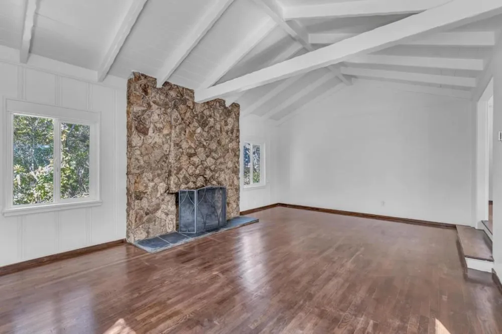 3111 Serra Avenue Carmel, CA 93923