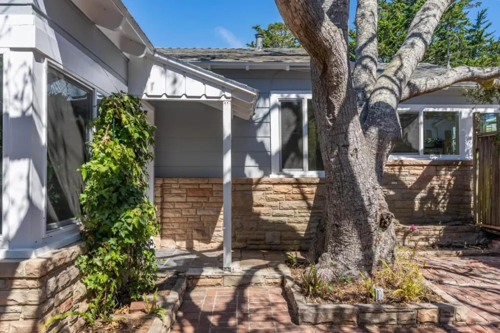 3111 Serra Avenue Carmel, CA 93923
