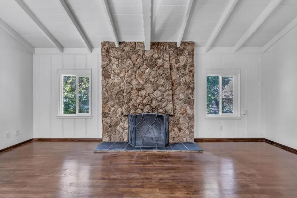 3111 Serra Avenue Carmel, CA 93923