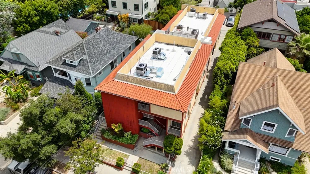 728 E Kensington Los Angeles, CA 90026