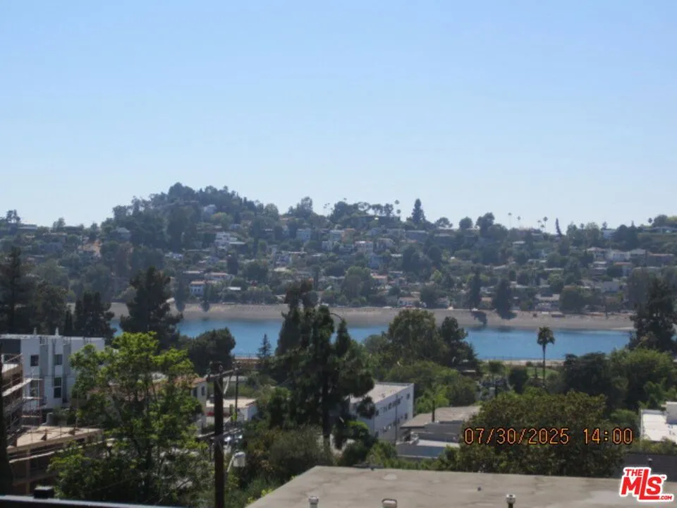 2350 Teviot Street Los Angeles, CA 90039