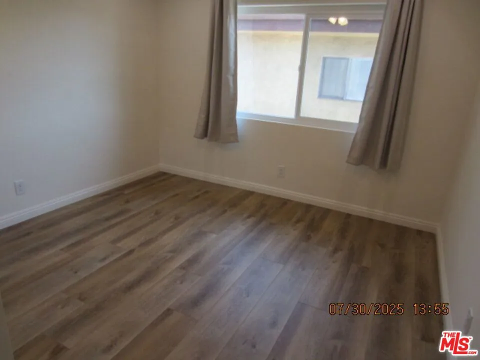 2350 Teviot Street Los Angeles, CA 90039