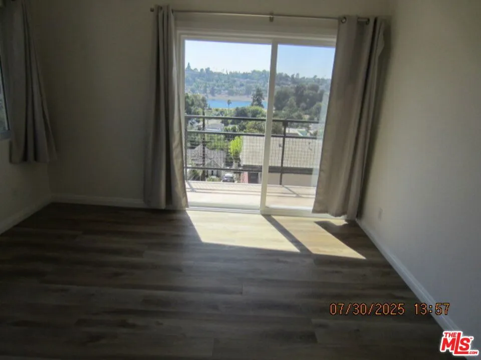 2350 Teviot Street Los Angeles, CA 90039