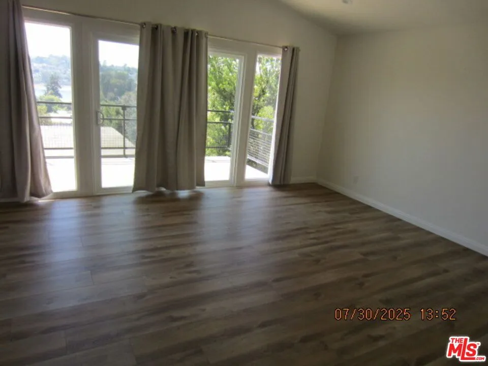 2350 Teviot Street Los Angeles, CA 90039