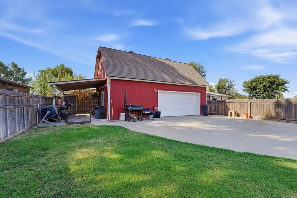 1163 Marline Avenue El Cajon, CA 92021