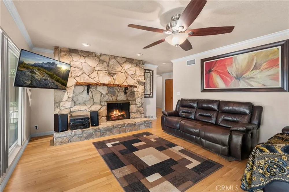 5919 Hudson Riverside, CA 92509