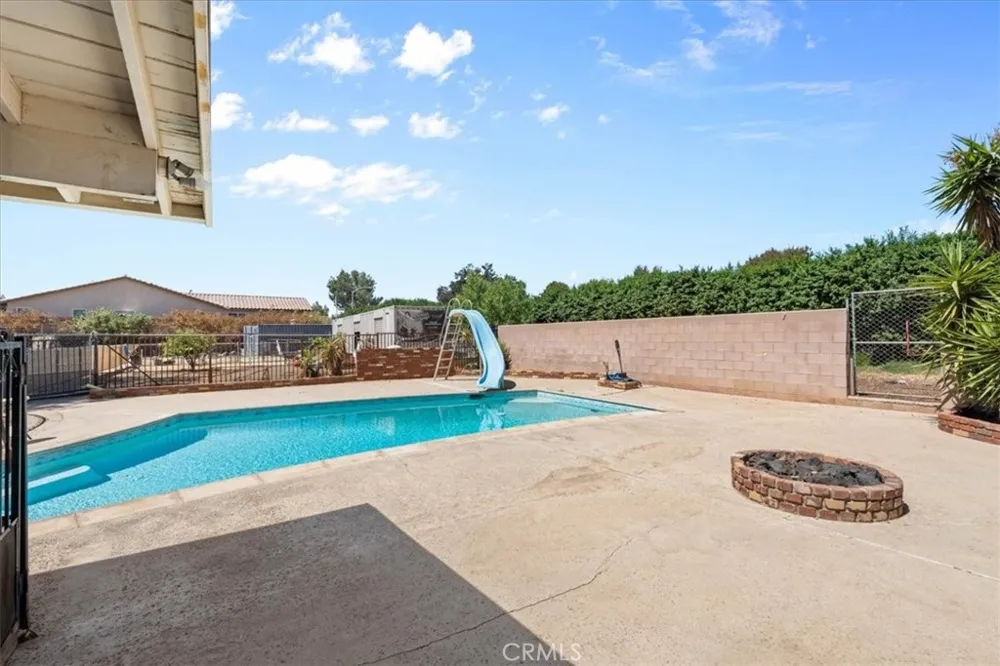 5919 Hudson Riverside, CA 92509