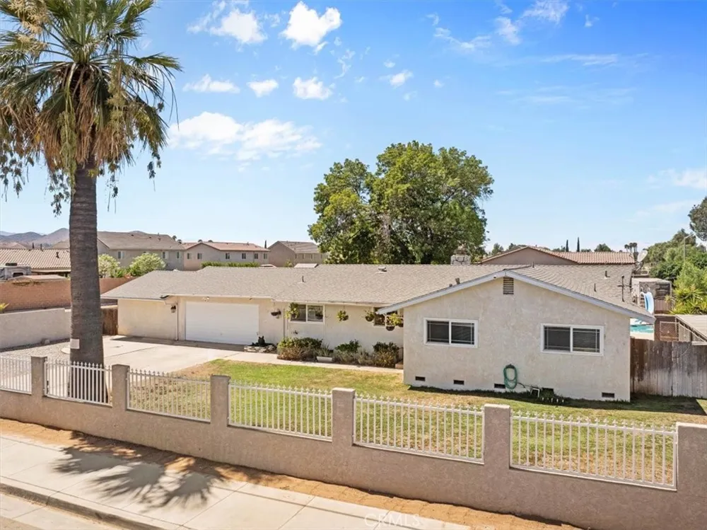 5919 Hudson Riverside, CA 92509