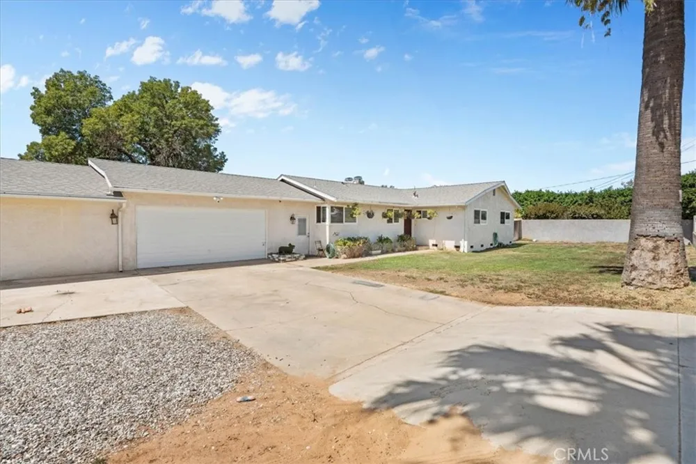 5919 Hudson Riverside, CA 92509
