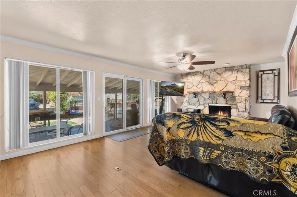 5919 Hudson Riverside, CA 92509