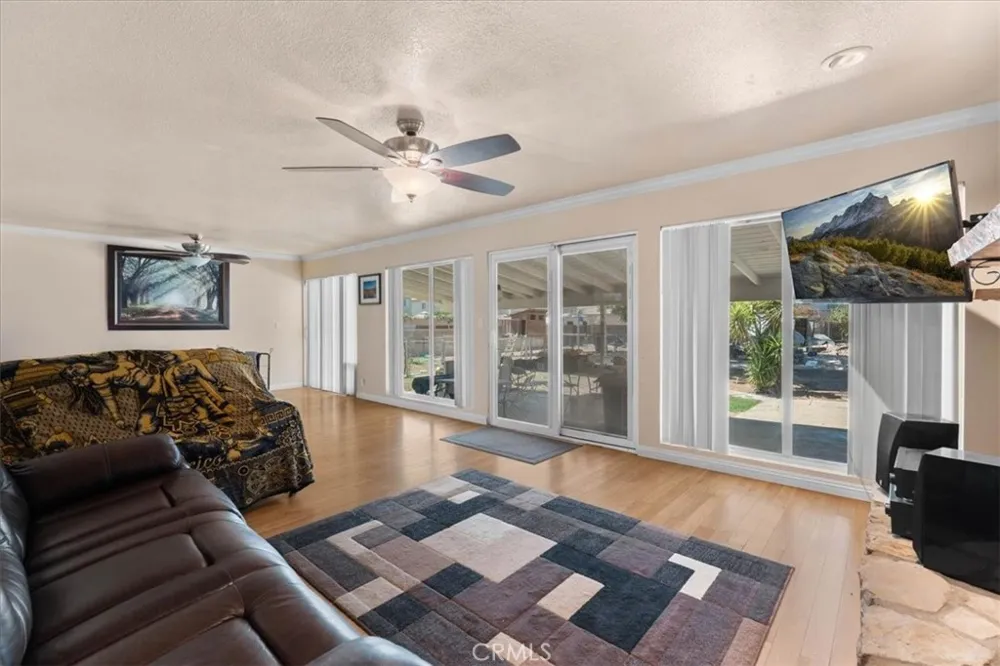 5919 Hudson Riverside, CA 92509