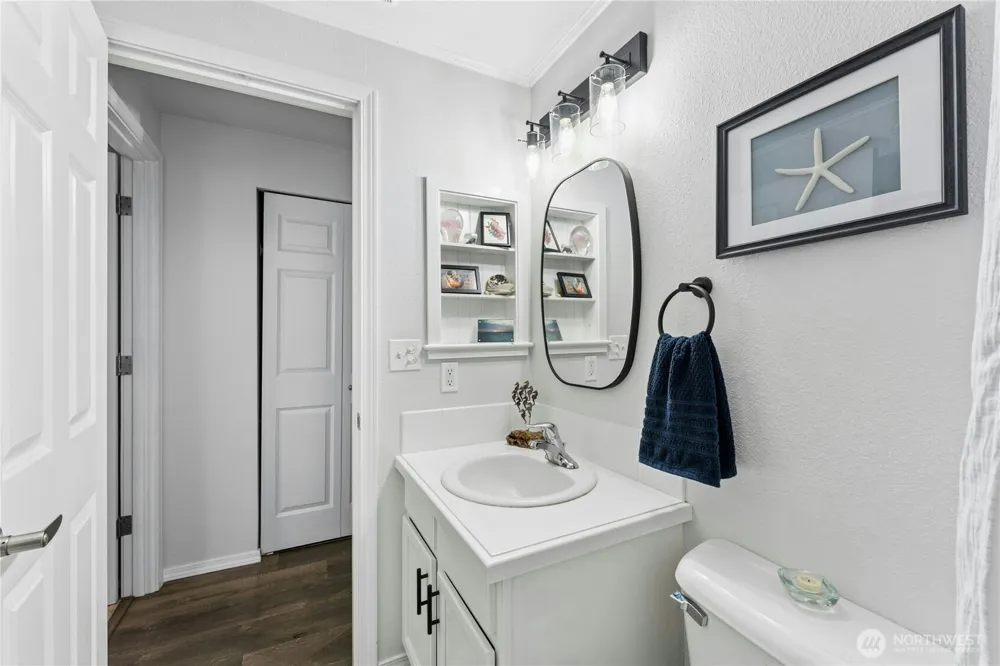 1132 198th Street #C302 Shoreline, WA 98133