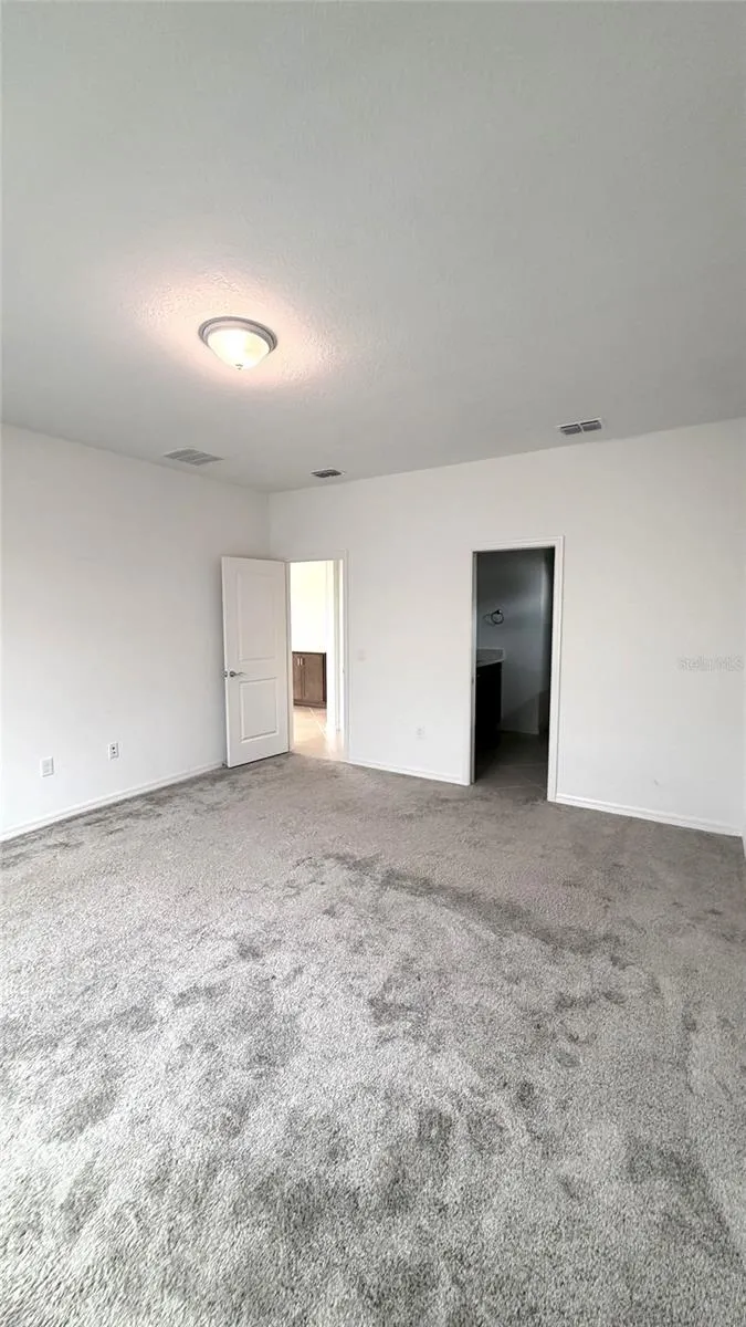 957 SILVERLAKE BOULEVARD Lake Alfred, FL 33850
