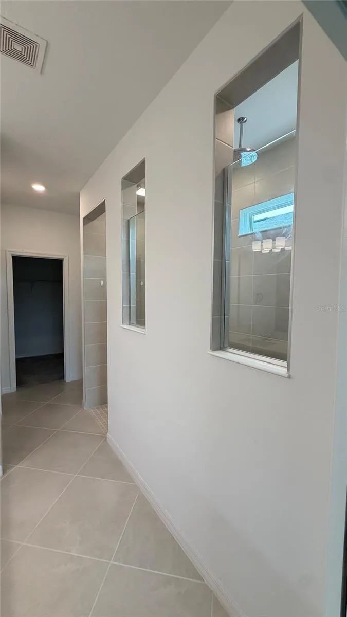 957 SILVERLAKE BOULEVARD Lake Alfred, FL 33850