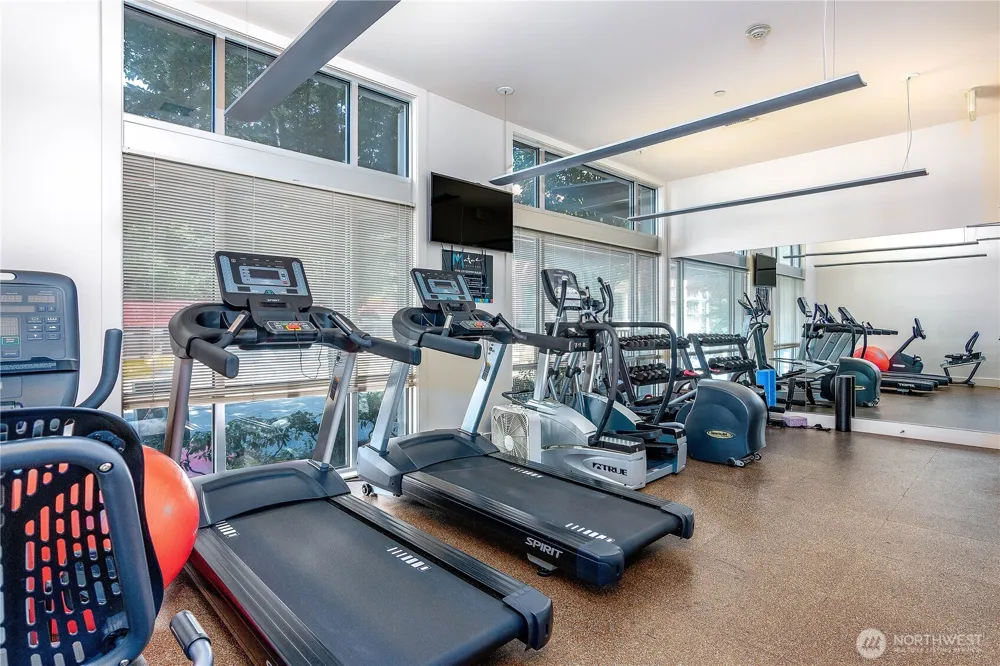 159 Denny Way #214 Seattle, WA 98109