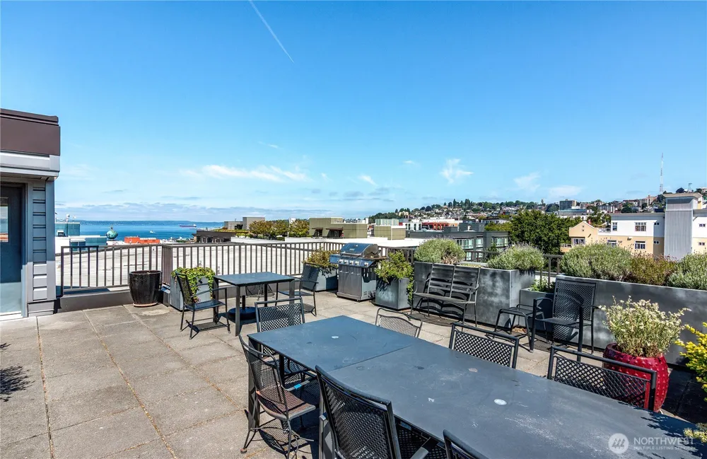 159 Denny Way #214 Seattle, WA 98109