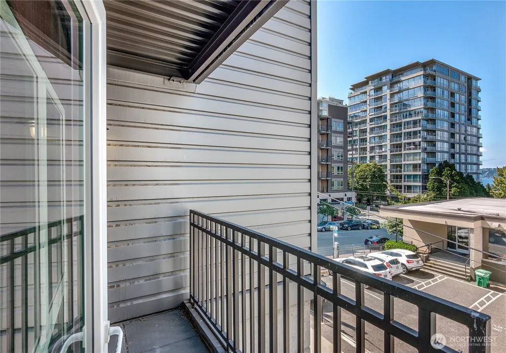 159 Denny Way #214 Seattle, WA 98109