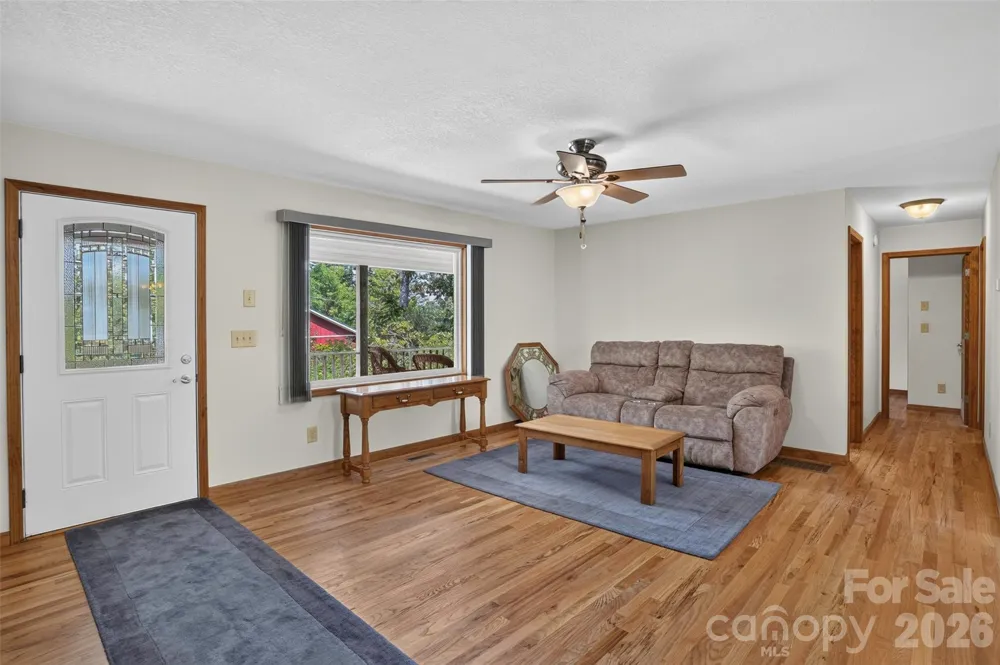 44 Autumn View Drive Hendersonville, NC 28792