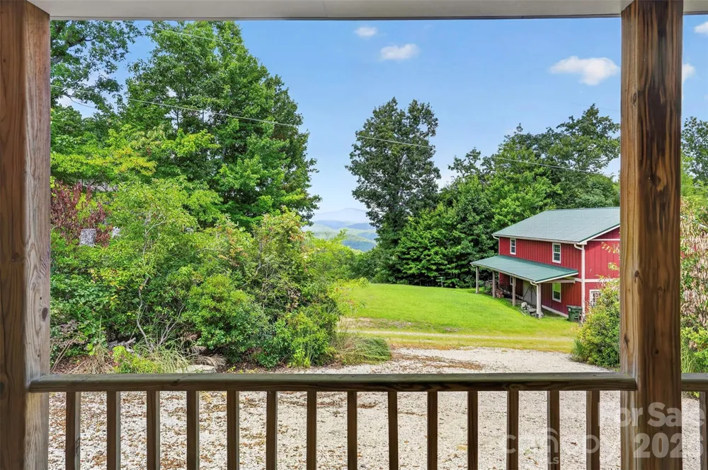 44 Autumn View Drive Hendersonville, NC 28792