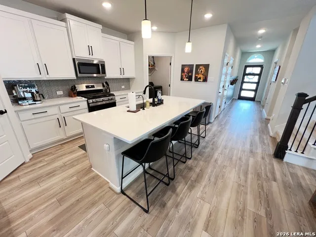8347 SUNRISE GLN Schertz, TX 78154