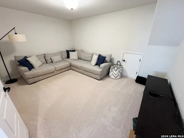 8347 SUNRISE GLN Schertz, TX 78154