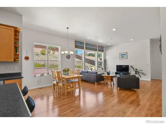 16519 W 15th Avenue Golden, CO 80401